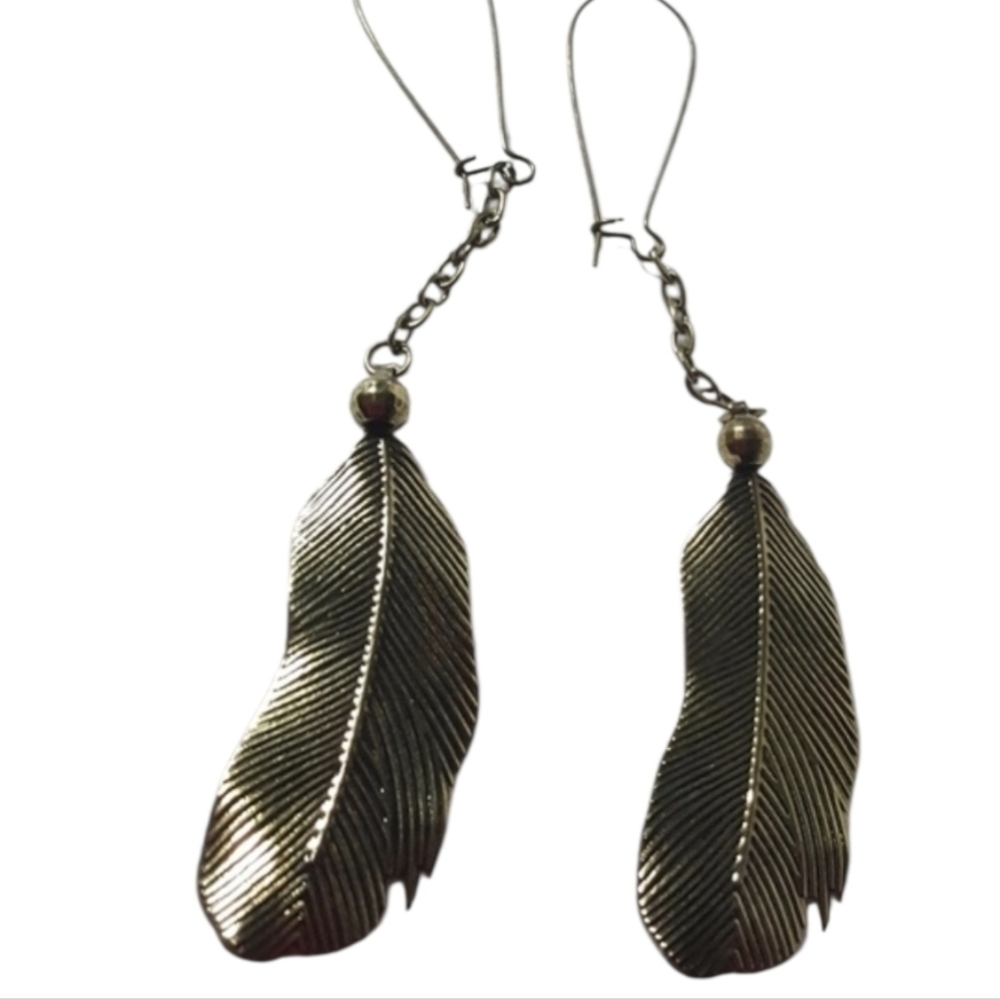 Boho Chic Leaf Earrings Handcrafted Appox 3"NEW